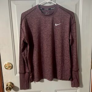 Nike running heathered raspberry dri-fit long sleeved shirt sz M
